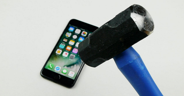 iPhone 7 Hammer & Knife Scratch Test!